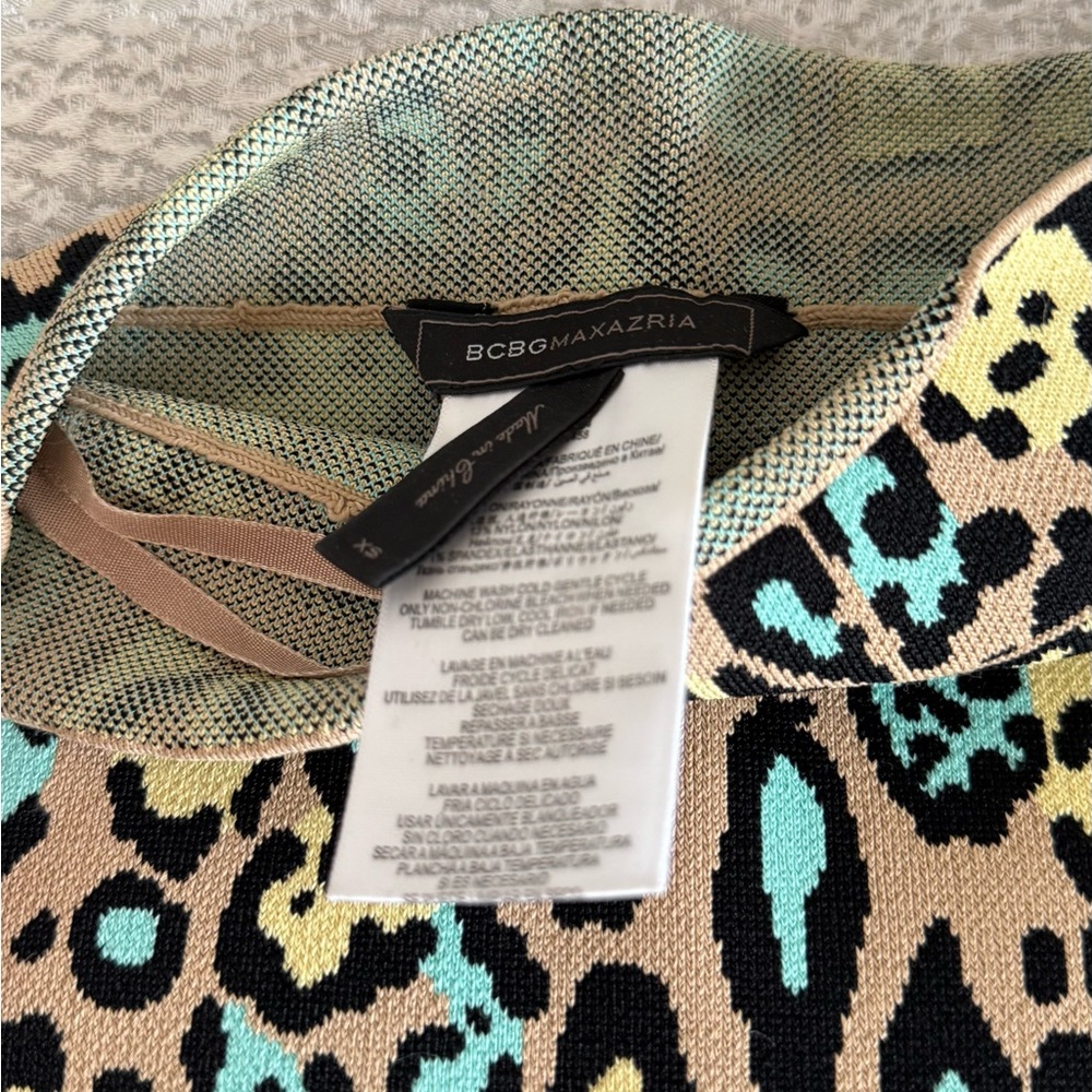 BCBGMaxAzria Multi-Color Animal Print Skirt (Turquoise, Black, Tan)